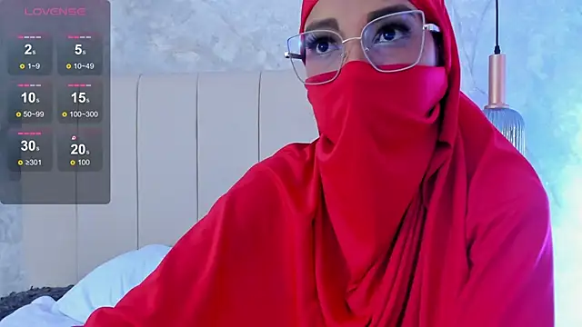 naishaa_ webcam