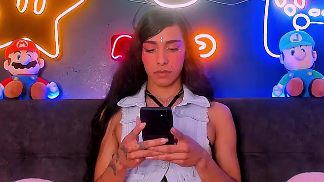 TiffValentinee_ webcam