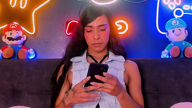 TiffValentinee_ webcam