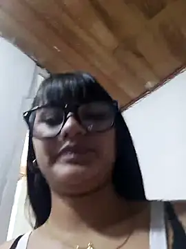 Nicky-7 webcam