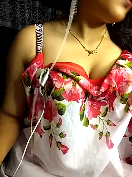 Cute_Jara007 webcam