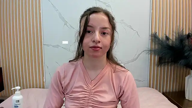 VioletaNova webcam