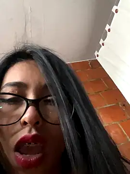 Emma__cumlove webcam