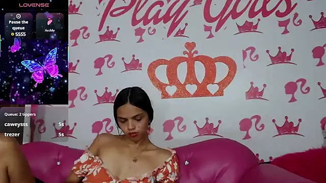 mia_baby_mmm webcam