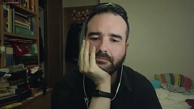 curiosillo83 webcam