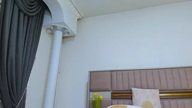 Peachie99 webcam