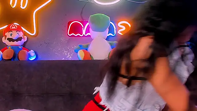 TiffValentinee_ webcam