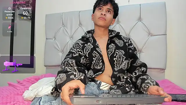 Ethan_Westt webcam