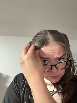 mommyxxmilkerxx webcam