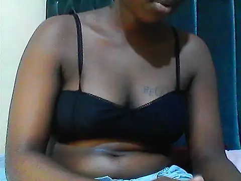 ThiqLover webcam