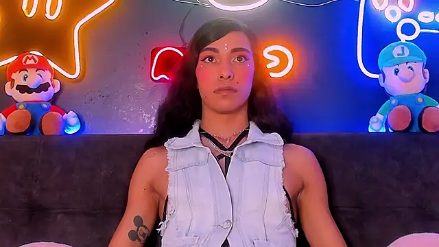 TiffValentinee_ webcam