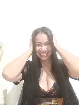 NaughtyBell69 webcam
