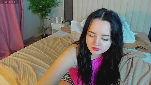 meowrora - Meowrora's free webcam - UK Sex Cams