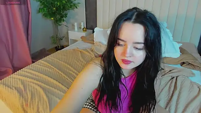 meowrora - Meowrora's free webcam - UK Sex Cams