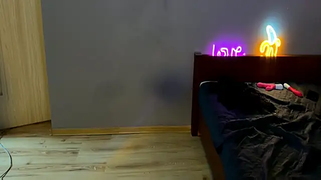  MiliExteraaa chat room