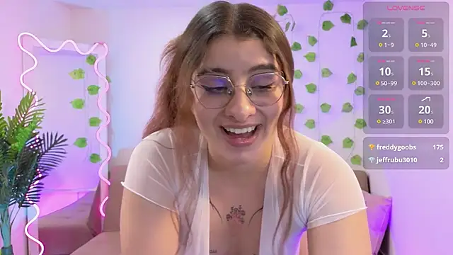Naomy_tay1 webcam