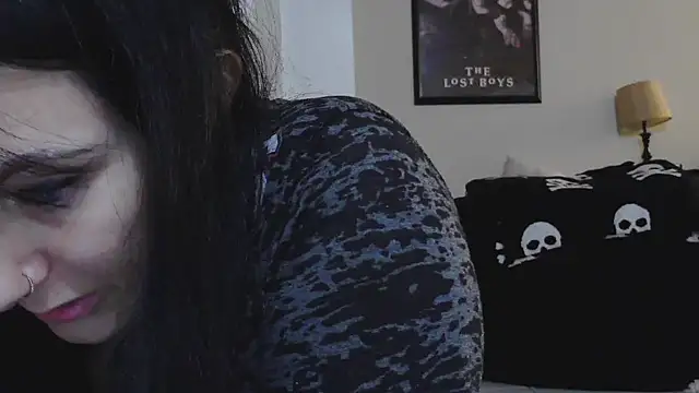 CrystalLakeXO webcam
