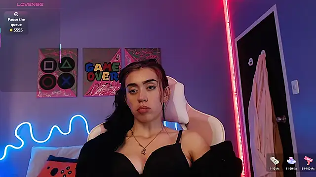 Julieta_De_Los_Angeles webcam