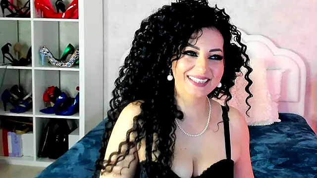 anissia_teaser webcam