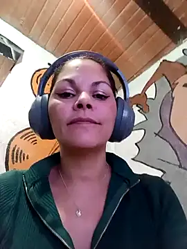 Marcella_69 webcam