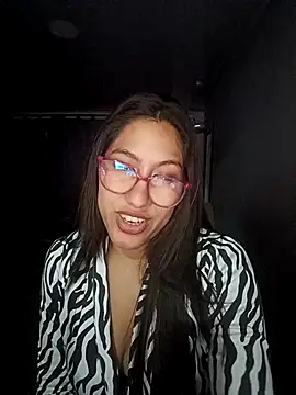 Karoline_Levy webcam
