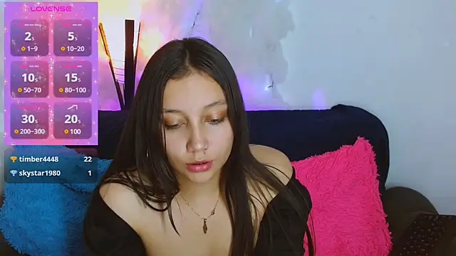 camila_lewis webcam
