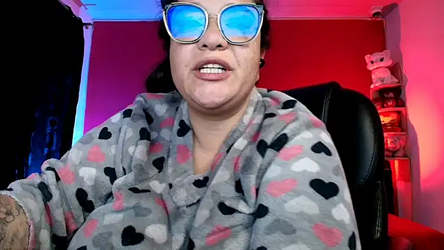lulubigtitts1 webcam