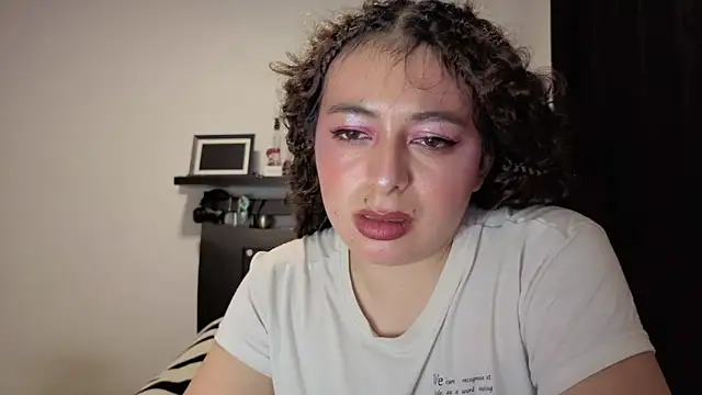 MiaKimky webcam