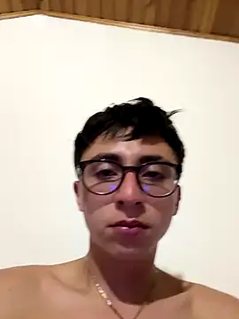 CamiRojas_boy webcam