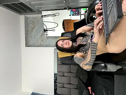 LustDeimoon webcam