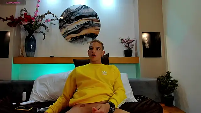 dilamsbennet - Dilamsbennet's free webcam - UK Sex Cams
