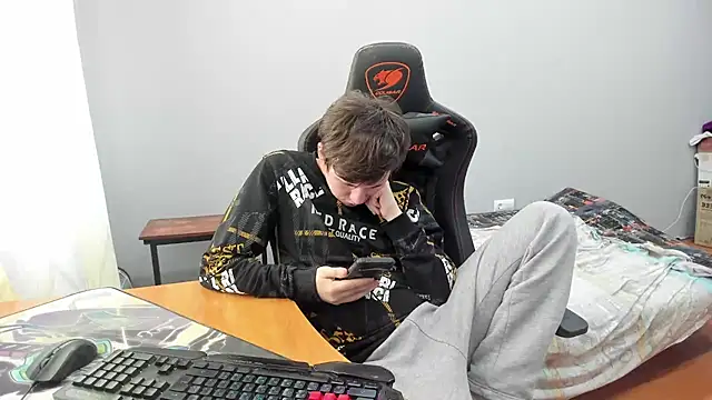 iliaskrislove webcam
