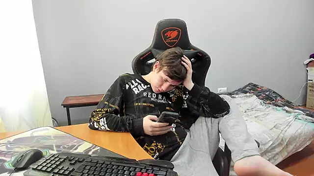 iliaskrislove webcam