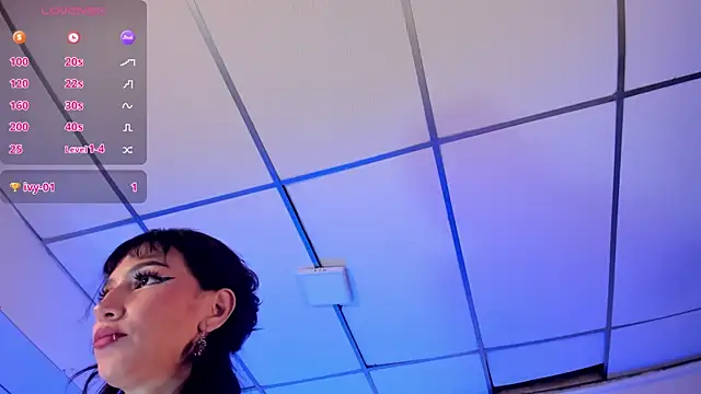 Naomi-Haruno webcam