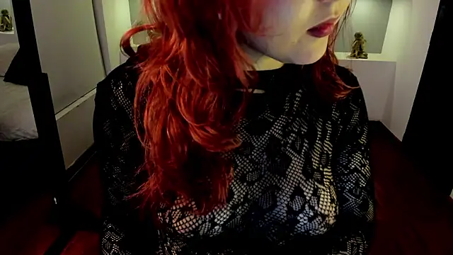 crimson_tati_ webcam