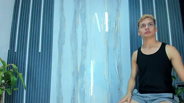 Twinks_Bigcock_ webcam
