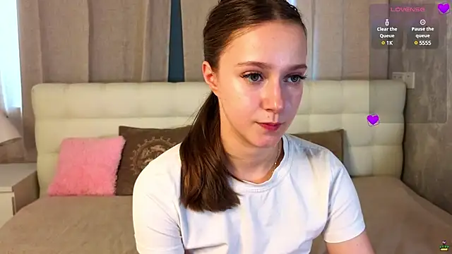 CatherynEves webcam