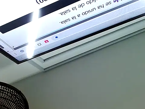 vanessa_bonesmith webcam