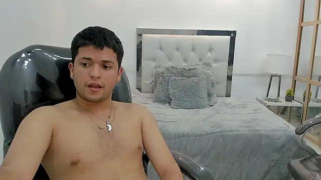 Latin_boy_nick webcam