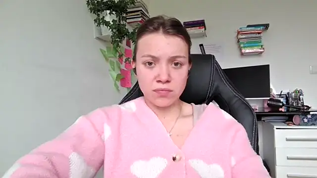 WonderAngela webcam