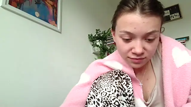 WonderAngela webcam
