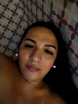 Yourbabyshane Live Webcam on Stripchat