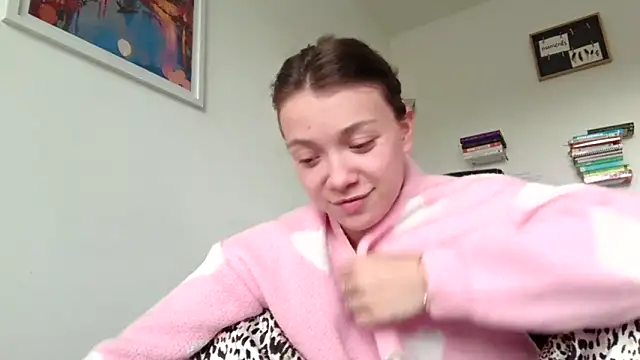 WonderAngela webcam