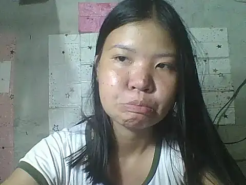 Skinny_PinayGirljust18 webcam