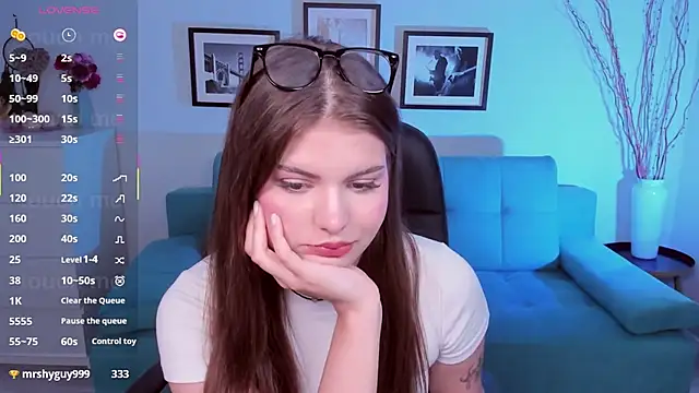 AdeliaKiss webcam