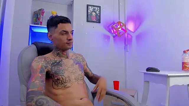 AlejandroAs_ webcam
