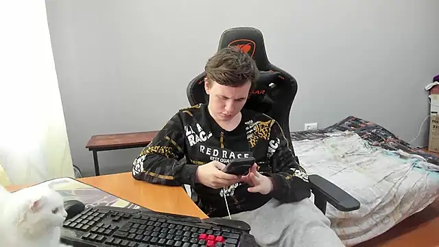 iliaskrislove webcam