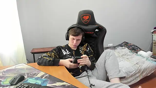 iliaskrislove webcam