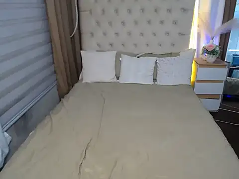 Angel_slut4you webcam