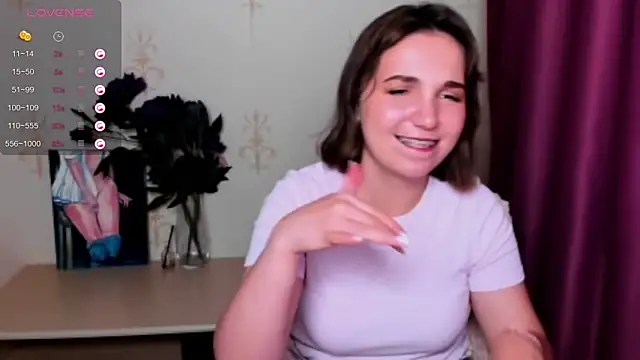 KindHazelHere_ webcam